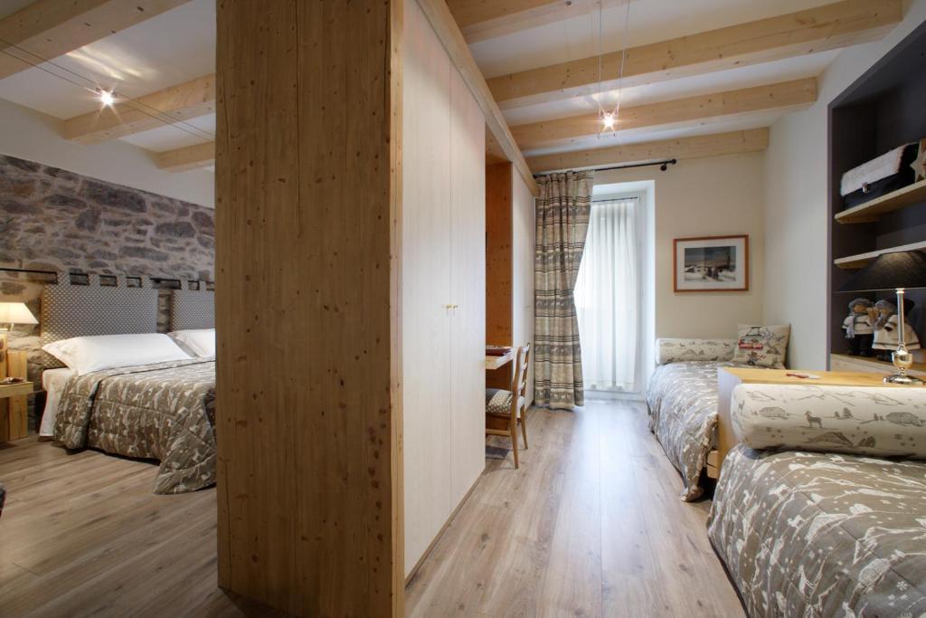 Hotel Savoia Dal 1924 San Martino Di Castrozza Phòng bức ảnh