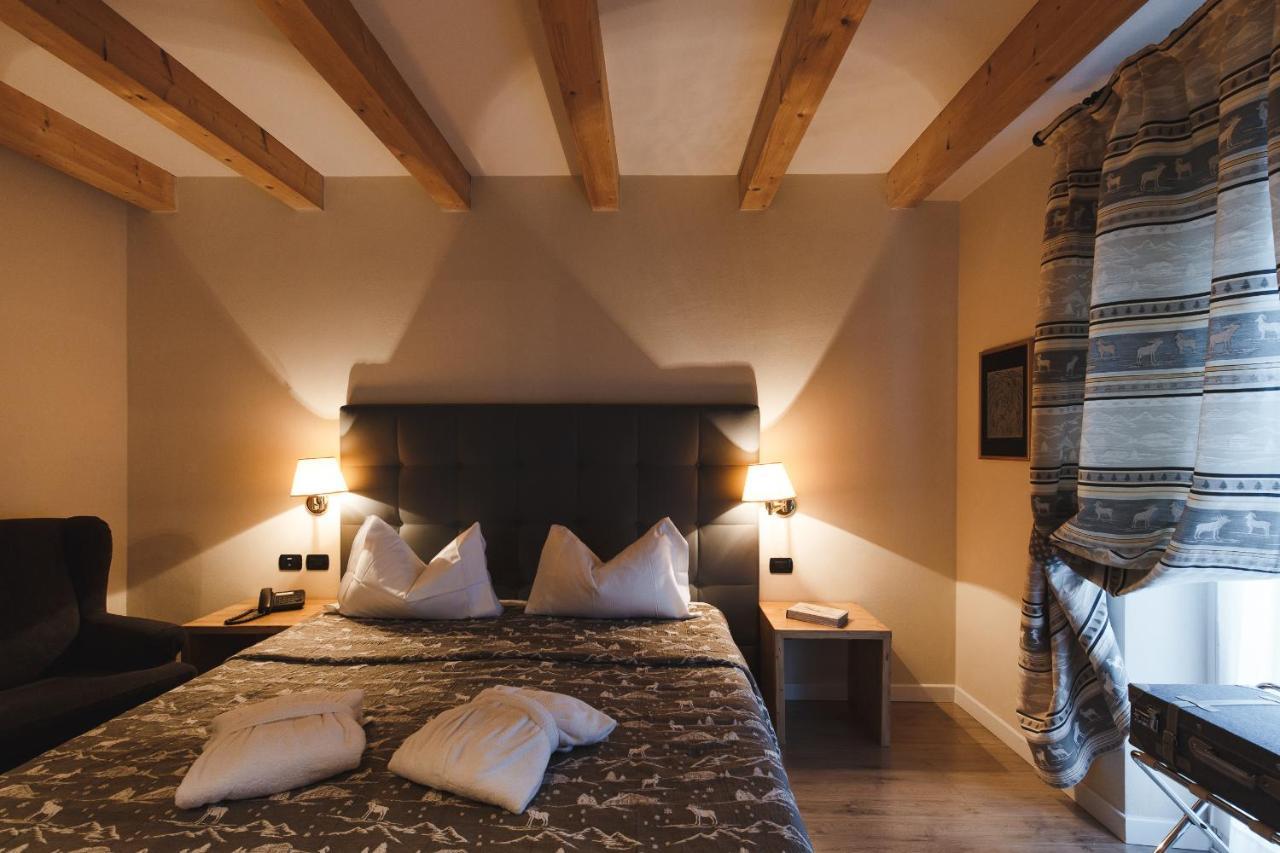 Hotel Savoia Dal 1924 San Martino Di Castrozza Ngoại thất bức ảnh